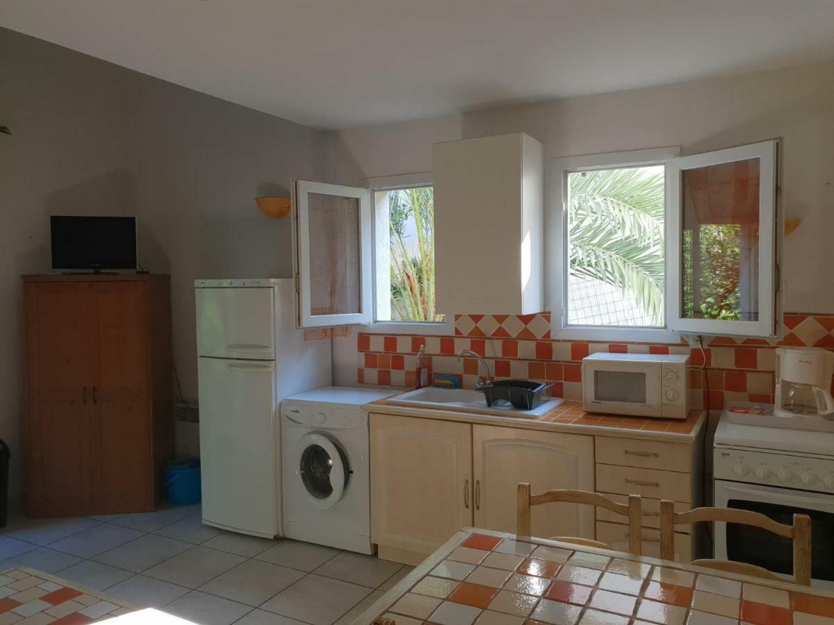 Duplex Hyeres Apartment Exterior photo